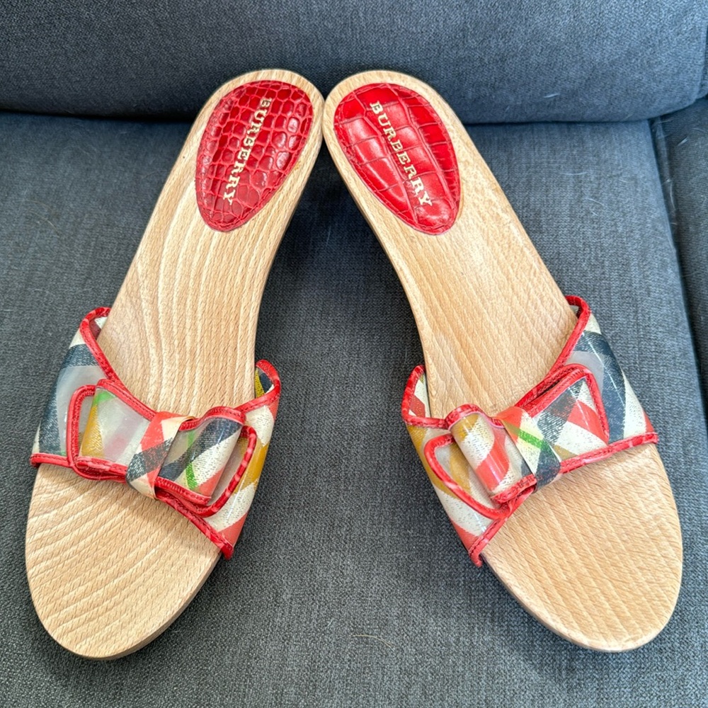 Worn Once? Burberry Kitten Heel Shoes size 37